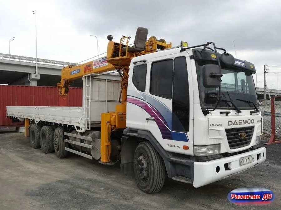 Ultra novus. Daewoo ultra novus. дэу новус 5 осей. daewoo novus 10 тонн. дэу ультра новус с крановой.