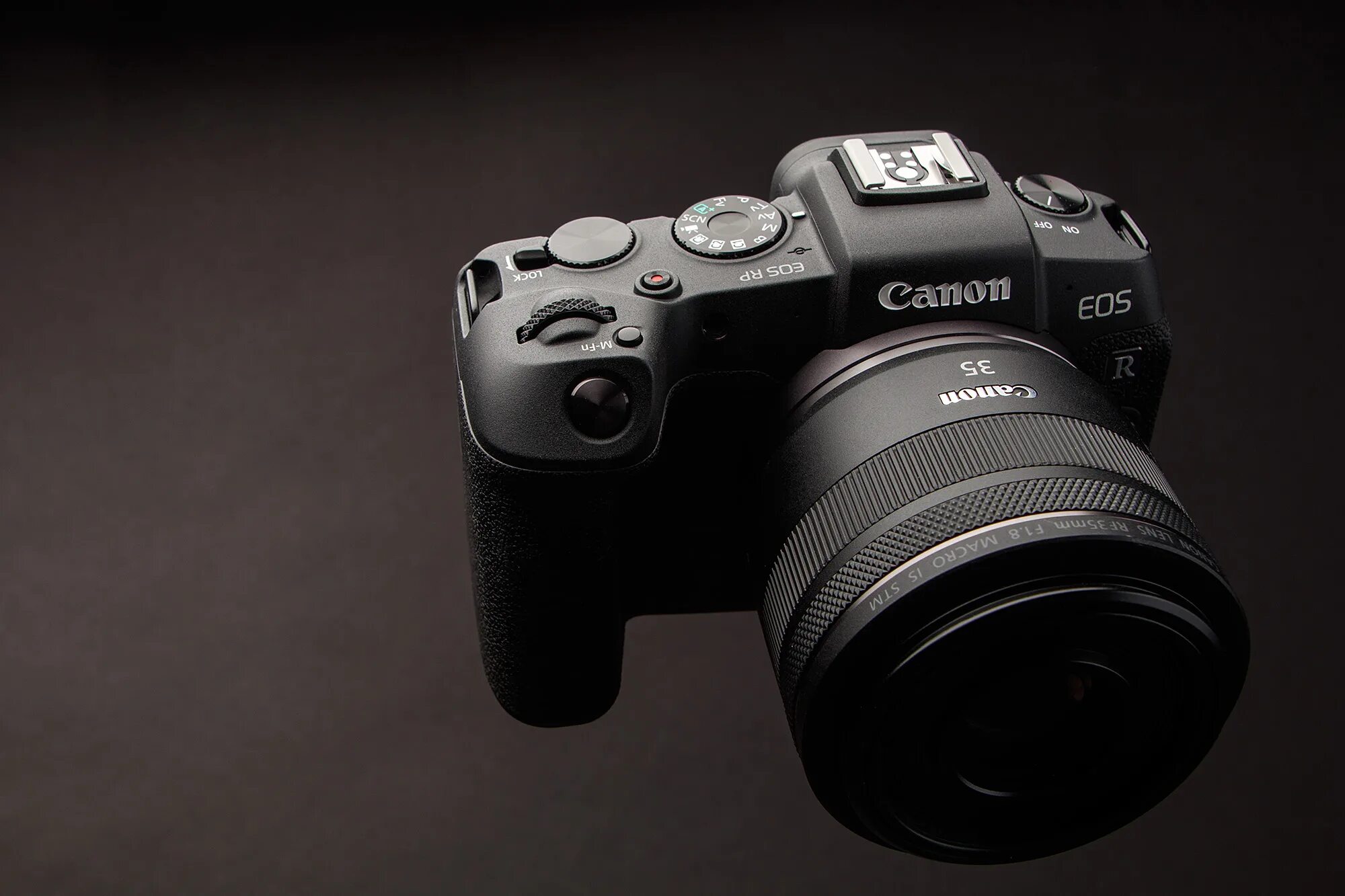 Кэнон еос рп. Canon eos rp. Canon rp затвор. Кэнон 90д. Canon rp.