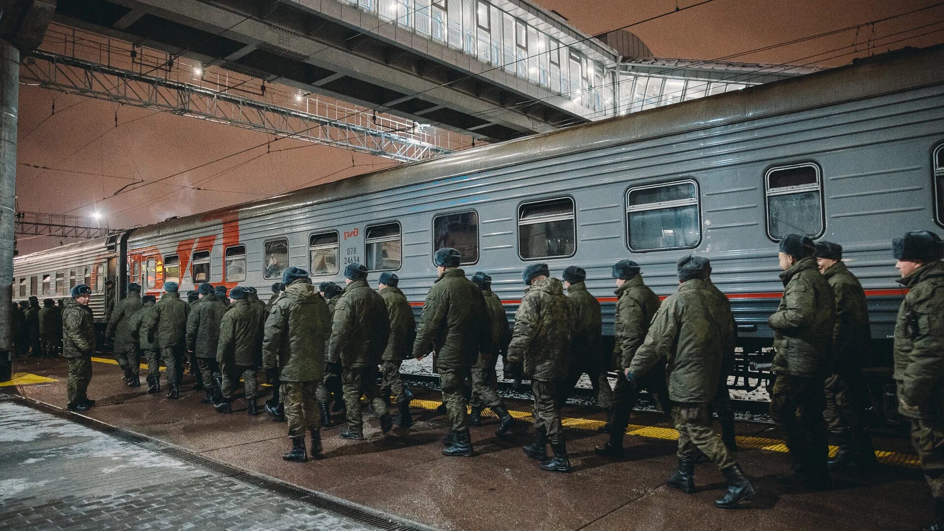 Фото военнослужащих. Мобилизация фото. Российские военные. Армия 2023. Кто не подлежит мобилизации 2024 в россии