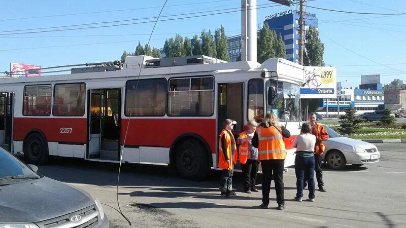 Троллейбус 3 саратов сегодня. Троллейбус Саратов маршрут. Маршрут 7 троллейбуса Саратов. Троллейбус Саратов 11 маршрут. Троллейбус 1290.