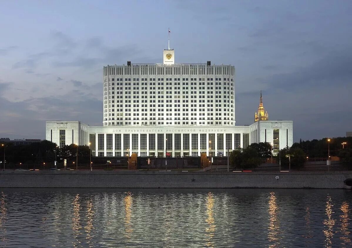 Russian parliament. Здание парламента РФ. Белый дом (здание правительства РФ В Москве). Архитектор д.н. Чечулин. Дума Москва белый дом. Здание парламента в Москве.