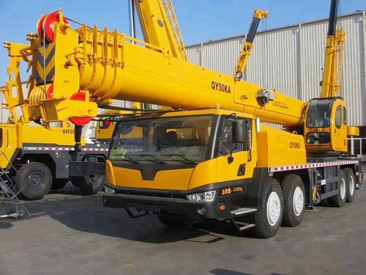 Каток асфальтовый xcmg xd-83vt. Xuzhou construction machinery. Кран xcmg xcr30. Xuzhou construction machinery. Xcmg truck crane.