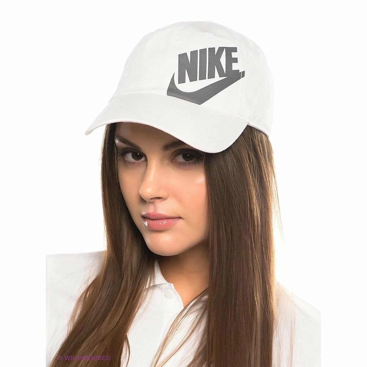 Nike кепка модель 2021. Девушка в кепке. Кепки для девушек модные. Девушка в бейсболке. Аватарка кепка