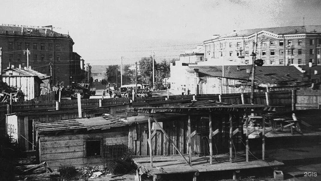 Левый берег история. Старый Новосибирск. Новосибирск левый берег 1960. Старый Новосибирск Октябрьский район. Новосибирск красный проспект 1960.