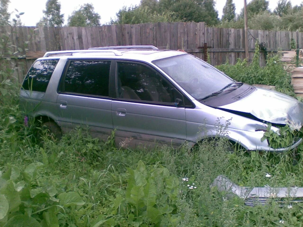 Митсубиси спейс вагон 1993. Mitsubishi space wagon 1993. мицубиси спейс вагон 1993г. мицубиси спейс вагон 1993г фото. установка сигнала на митсубиси спейс вагон 1993г.