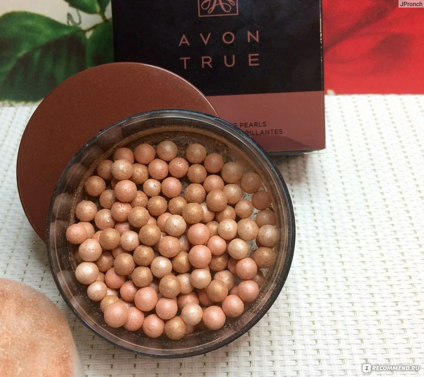 Шарики avon. Avon glow румяна-шарики. Шарики avon. Румяна шарики эйвон deep bronze. Румяна шарики cool avon.