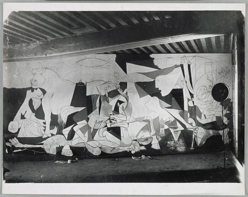 Отель герника абхазия. Picasso Guernica 1937.