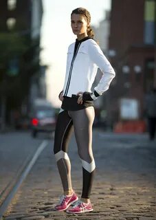 Спортивные формы на улице