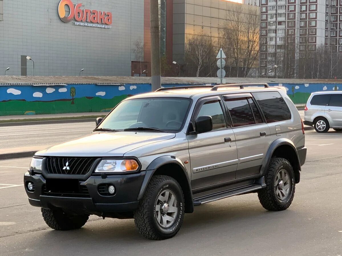 Mitsubishi pajero sport 1 2005. мицубиси монтеро спорт 1 поколения. мичубиси раджеро спорт1. Pajero sport 2005 год. митсубиси паджеро спорт 2006.