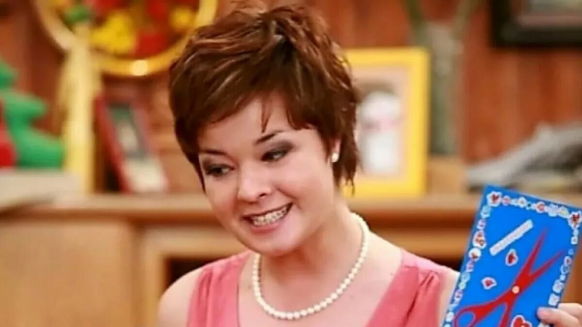 Лена полено из букиных. Лене полено. Счастливы вместе лена полено. Лене полено. Лена полено букины.