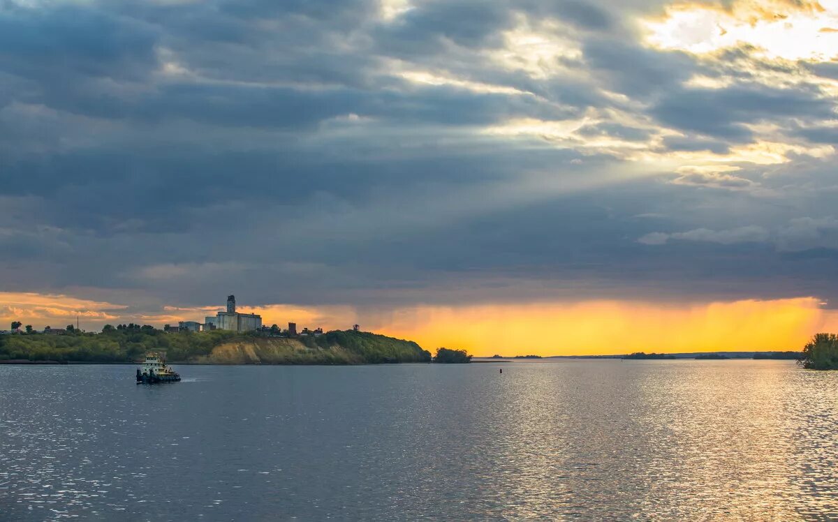 нижний новгород волга и кама. речной круиз пермь казань. пермь на волге или нет. город пермь на волге город. город пермь на волге город.