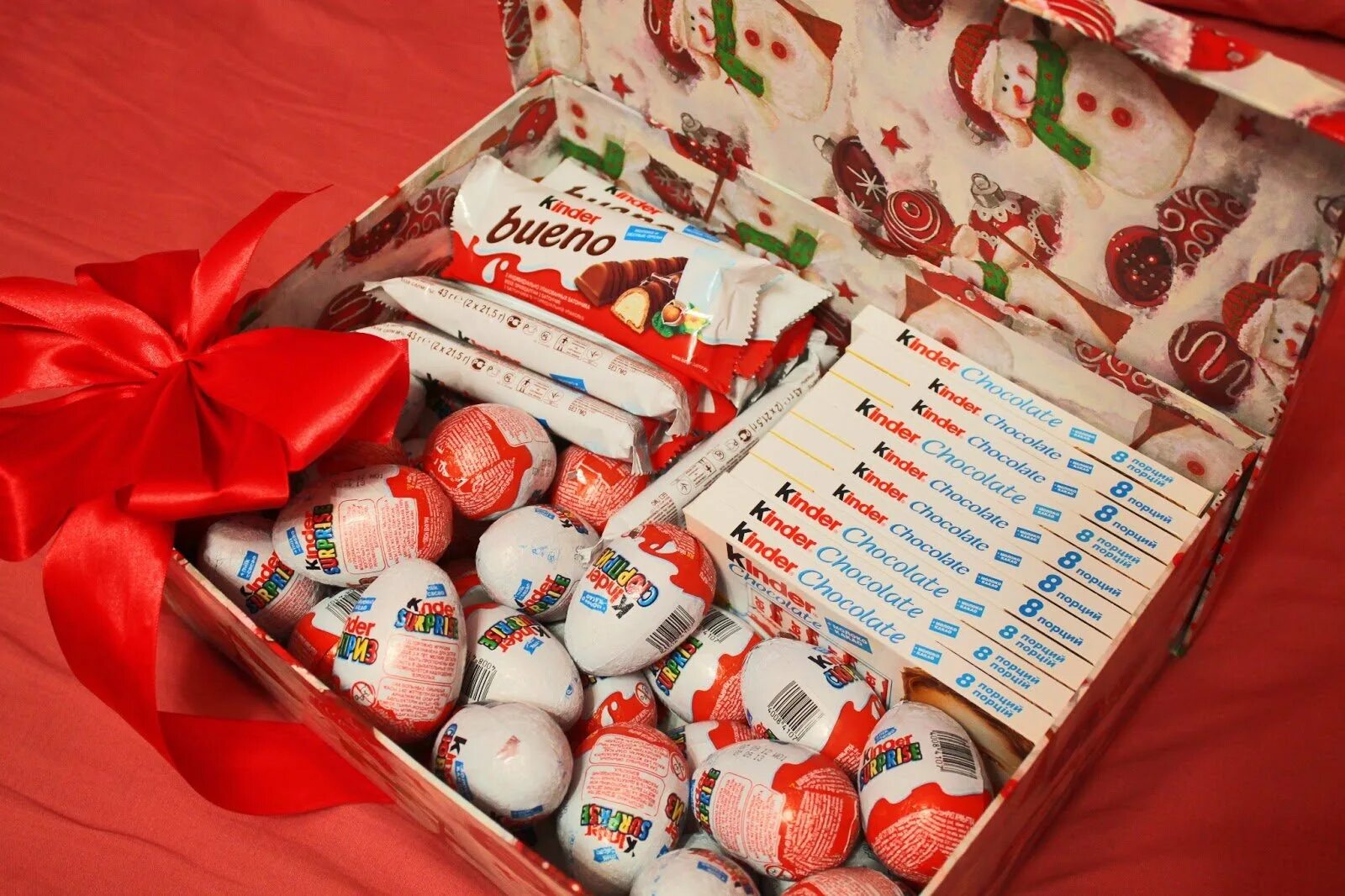 Коробка со сладостями. Коробочка со сладостями. Коробка киндеров. Подарочные коробки со сладостями. Сюрприз автор