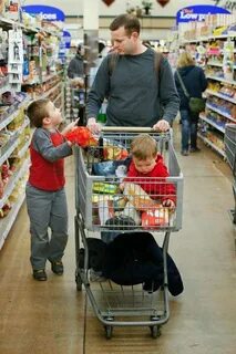 Dad the shopping