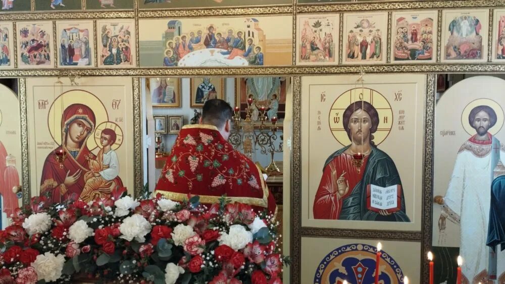 архиерейское подворье. подворье спасо-преображенского валаамского монастыря. подворье валаамского монастыря в спб. новоиерусалимское подворье казань адрес. иконы в церкви.