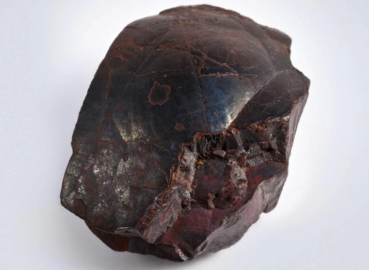 Каменная руда. Железная руда. Борнит руда. Hematite камень. Каменная руда.