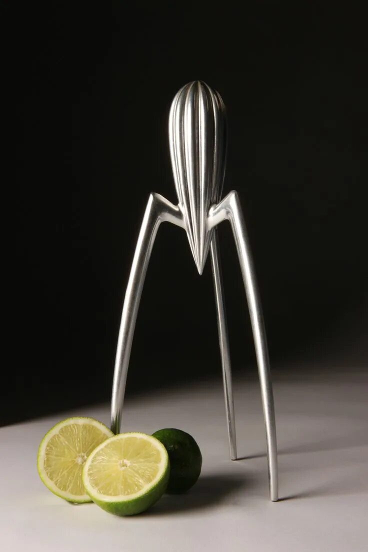 Alessi juicy salif. Alessi соковыжималка для цитрусовых stark. Соковыжималка juicy salif. Citrus squeezer by philippe starck. Соковыжималка alessi juicy salif.