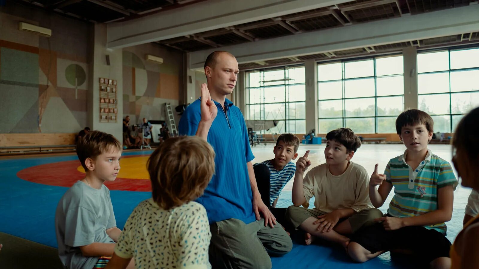 мир дружба 2023