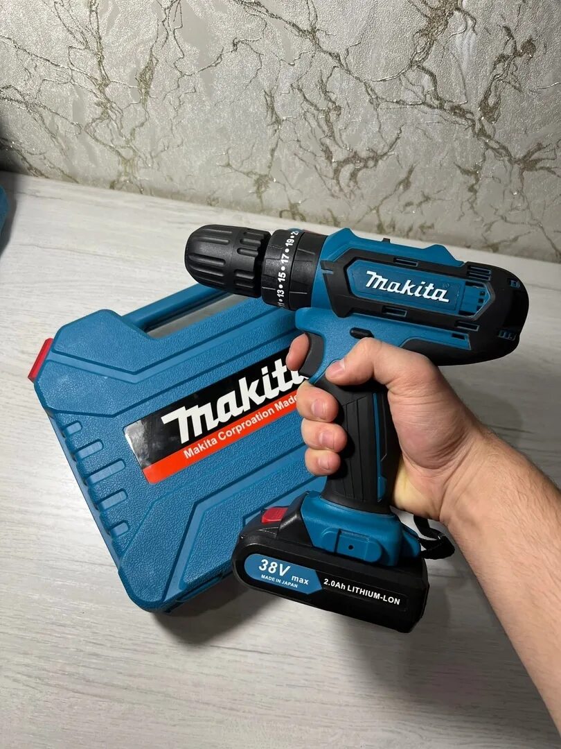 Макита 38v 3. Шуруповерт макита 38v. Makita 38. Шуруповерт макита 38v. 0ah.