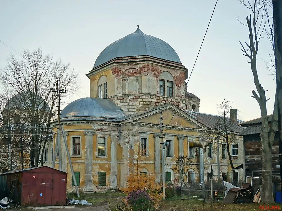 Воскресенский монастырь торжок. Торжок воскресенский собор. собор воскресения христова торжок. воскресенский женский монастырь торжок. воскресенский женский монастырь торжок церкви.