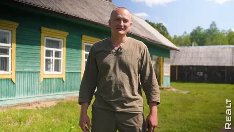 Блоггер деревенская жизнь у дороги
