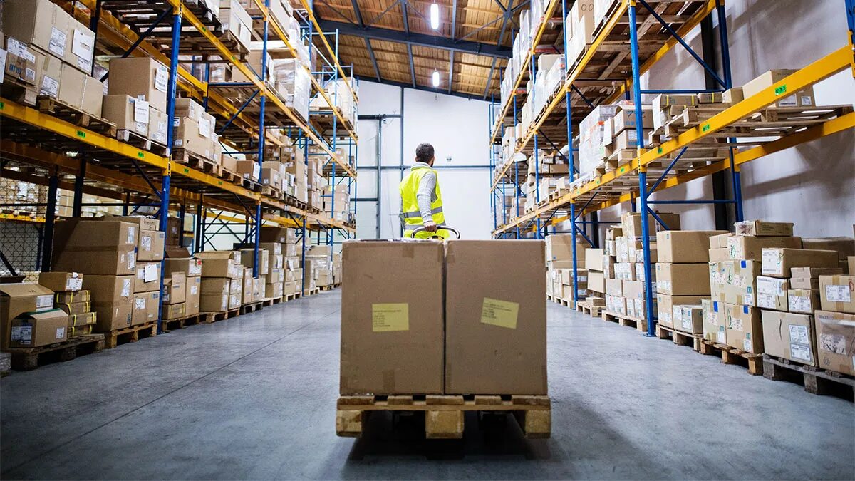 Manufacturing post. Manufacturing post. Manufacturing post. Промышленное производство. Производство микроэлектроники.