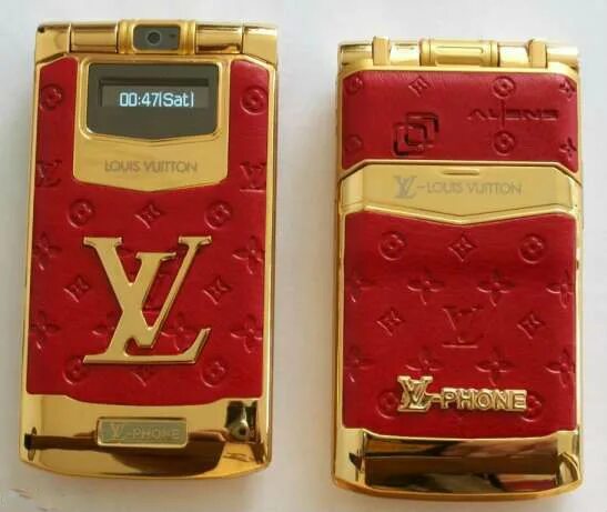 Китайский телефон louis vuitton. Мобильник луивитон ф460. Раскладушка луи виттон. Телефон луис витон f520. Louis vuitton телефон.