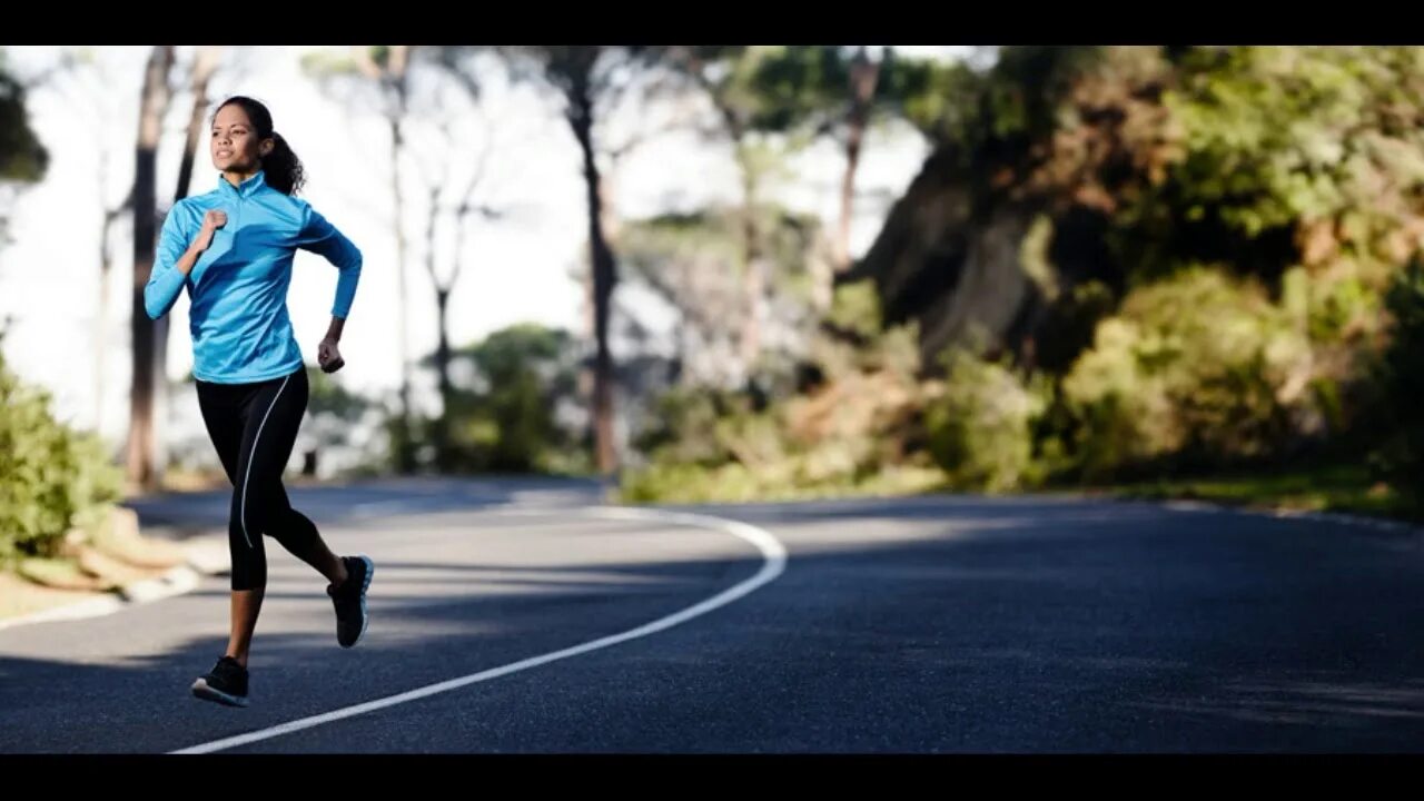 Спорт бег. Бег трусцой. Ходьба и бег. Длительный бег.