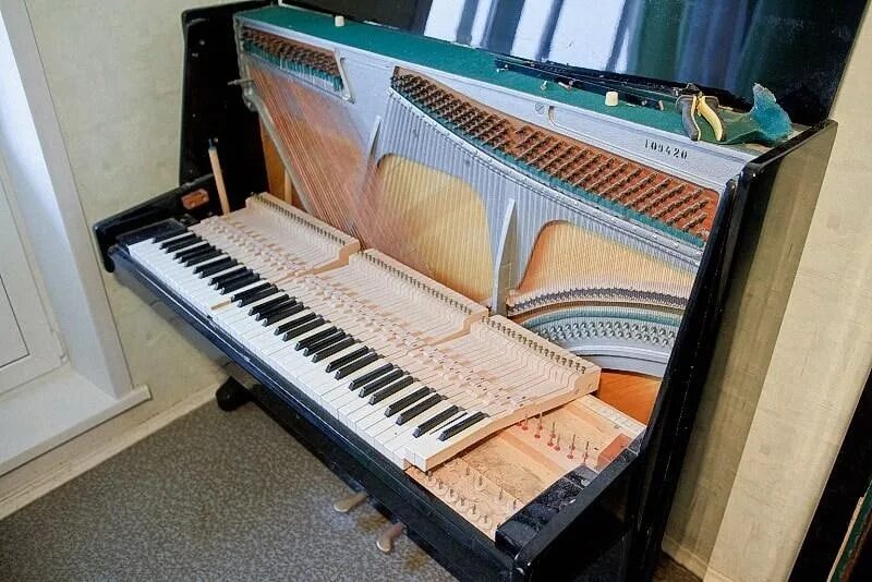 Пианино в разрезе. Пианино в разборе. Рояль разбор. Рояль разбор. Пианино в разобранном виде.