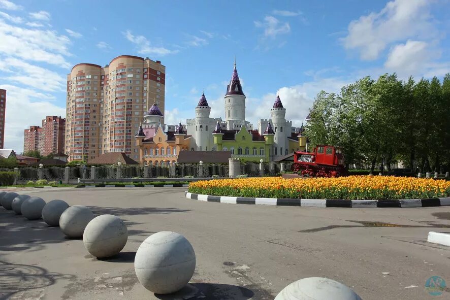 Совхоз ленина московская область фото. Совхоз имени Ленина Москва. Совхоз имени Ленина Московская область. Совхоз имени Ленина площадь. Совхоз имени Ленина парк.