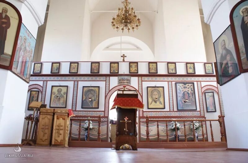 приход успения богородицы в колмово. церковь успения пресвятой богородицы великий новгород. храм успения богородицы в колмово великий новгород. приход успения богородицы в колмово. успенская церковь в великом новгороде.