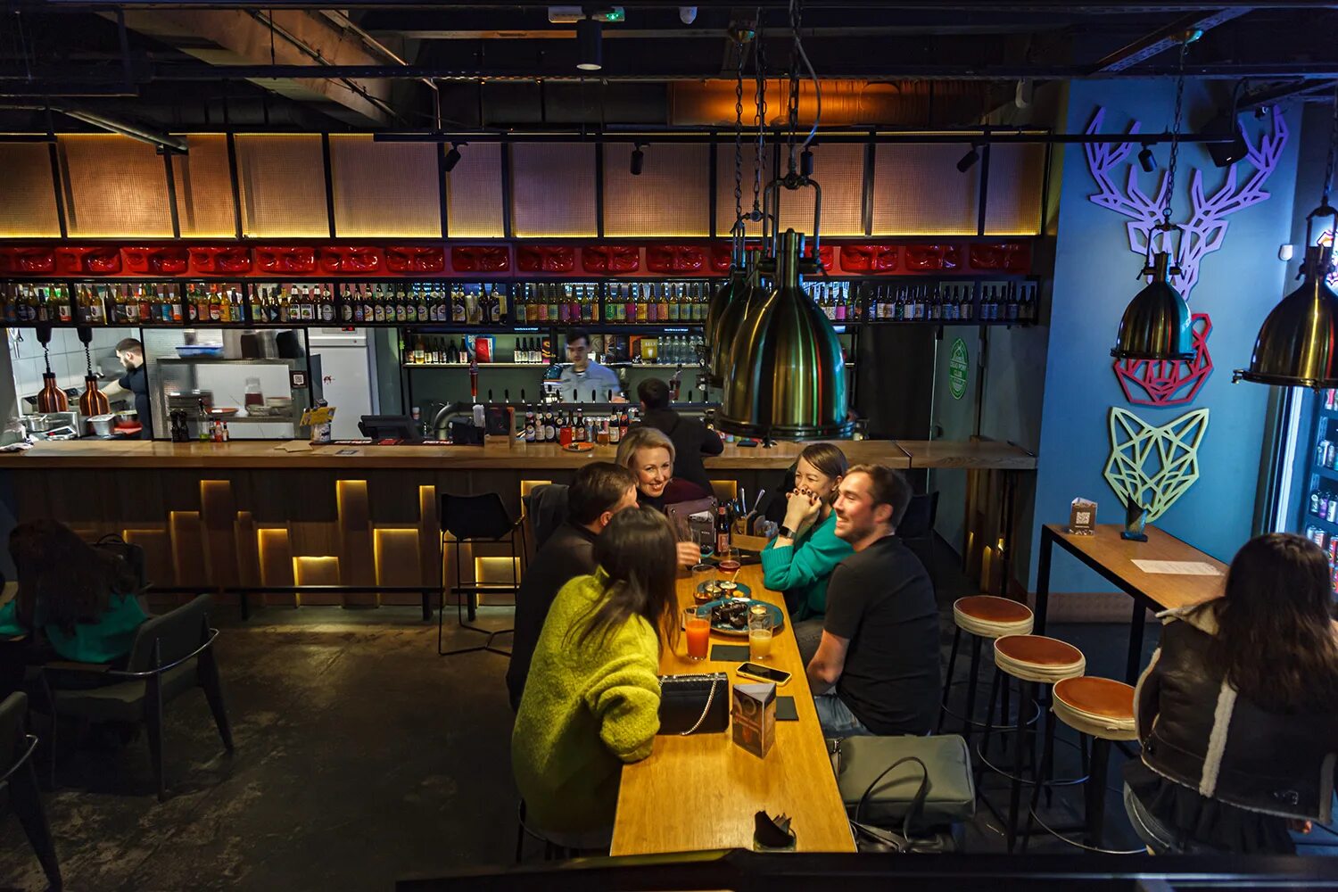 Пивнушка у федорыча звенигород. Этикет в волгограде пивбар. Пивнушка у федоровича звенигород. Пивнушка у федорыча звенигород. Пивной ресторан.