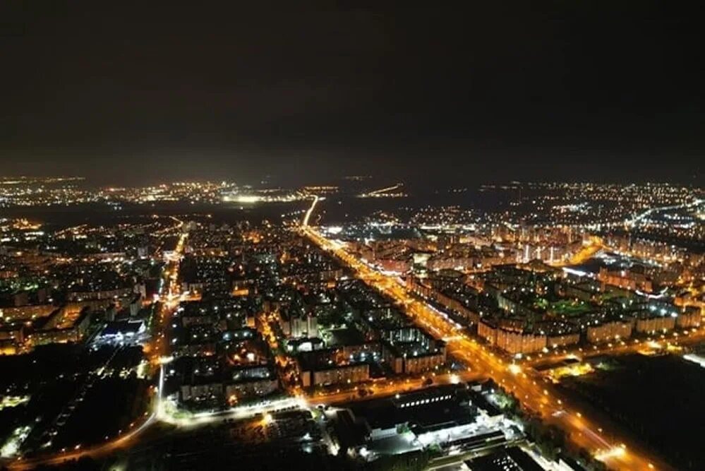 Город липецк знаешь. Ночной Липецк. Ночной город Липецк. Центр города Липецк ночной. Липецк ночью.