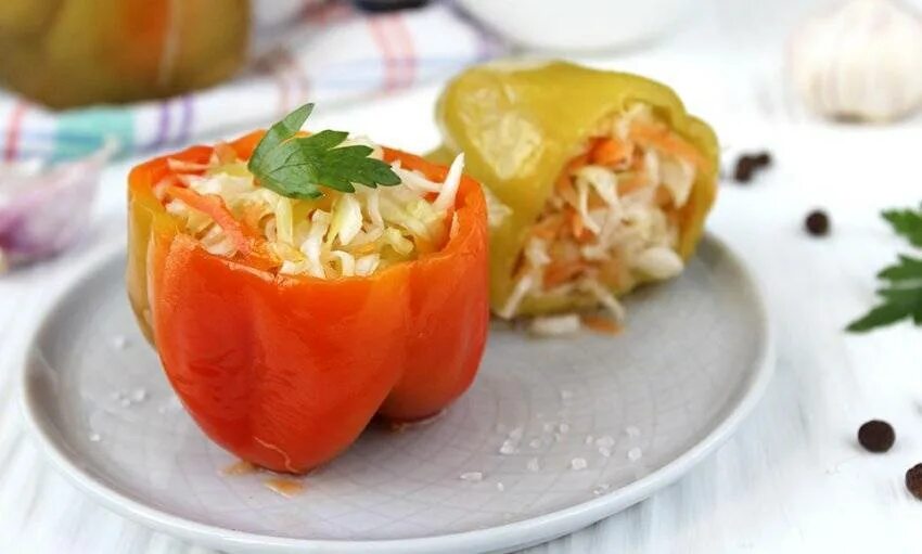 Салат из моркови на зиму. Лечо. Болгарский перец, фаршированный капустой. Лечо помидорка сладкий перец. Заготовки на зиму лечо.