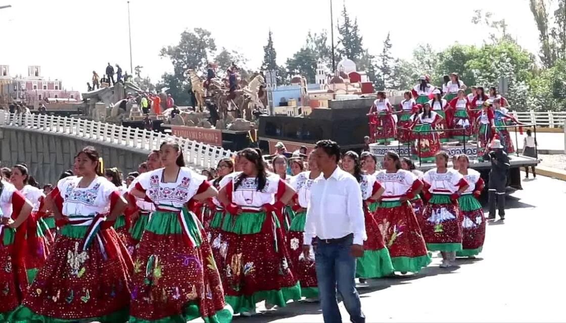 Синко де мая. Синко де майо. синко де майо праздник. синко де майо, атрибуты праздника. синко де майо памятник.