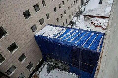 Недавно там