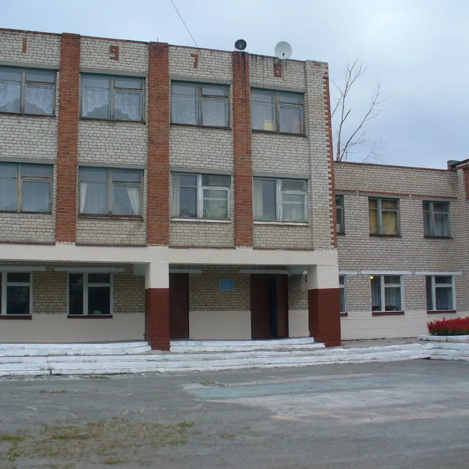 Погода село краснослободское свердловская область. Погода село краснослободское свердловская область. Старое синдрово школа. Погода село краснослободское свердловская область. Краснослободское свердловская область.