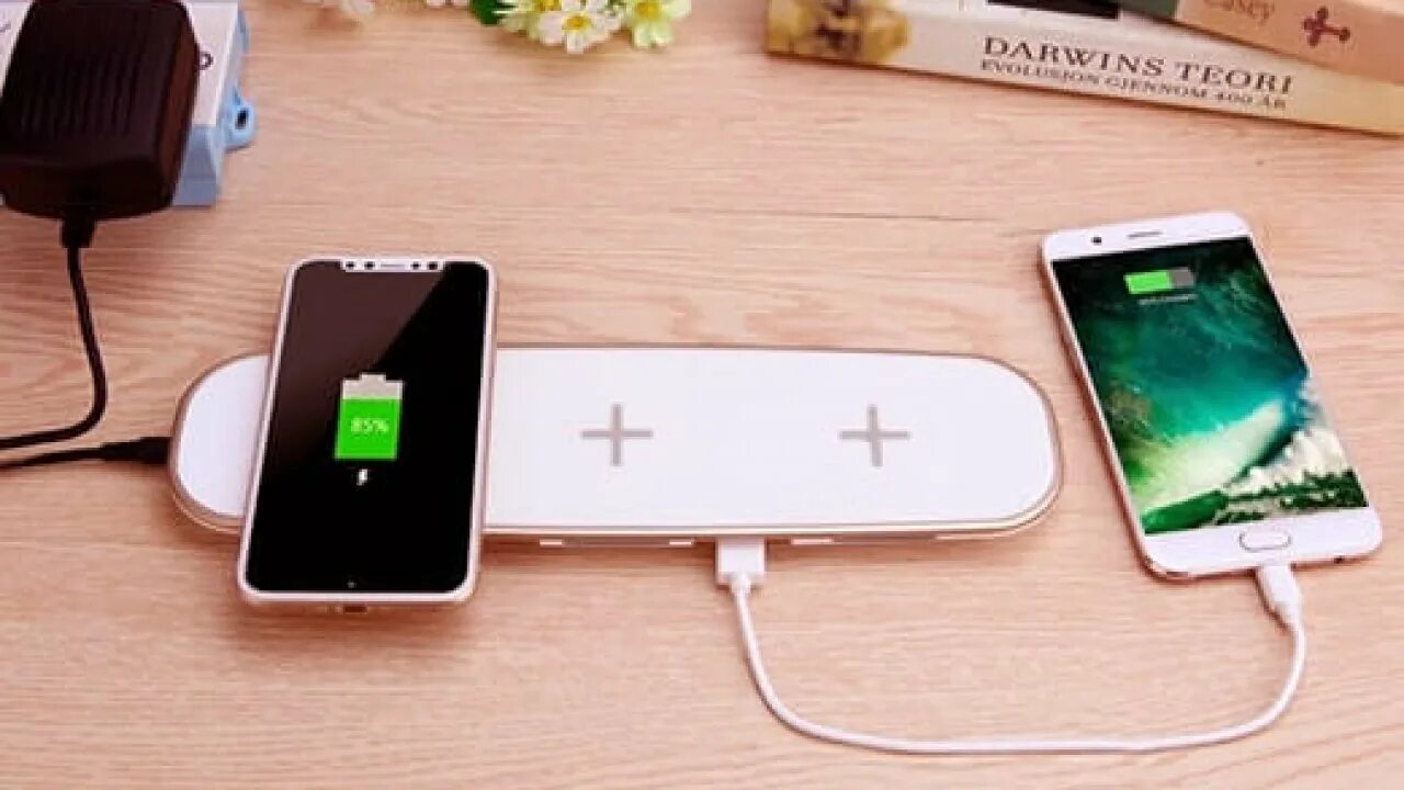 Панель для зарядки телефонов. AIRPOWER Wireless Charger. Wireless Charger 7.5 зарядка. Power Bank с беспроводной зарядкой для iphone. Беспроводная зарядка для IPAD.