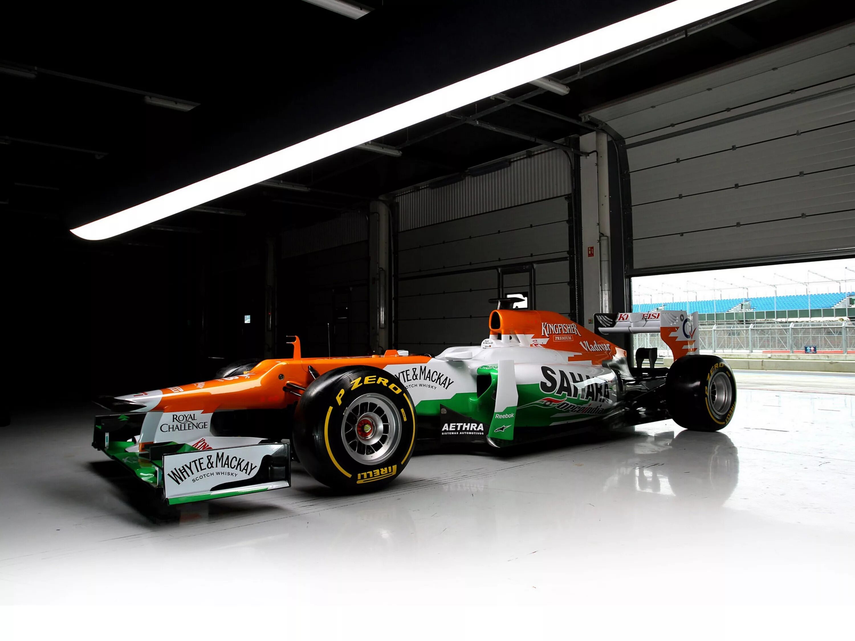 Энергия формулы 1. Force India 2012. Индия гоночный автомобиль. Force India f1 car 2014.