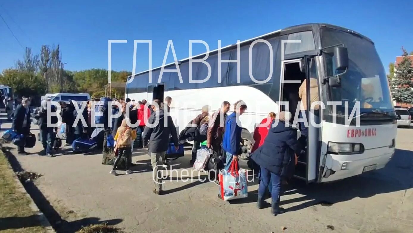 Автобус фото. Новые автобусы. Москва геническ автобус. 13 автобусный парк. Москва геническ автобус.