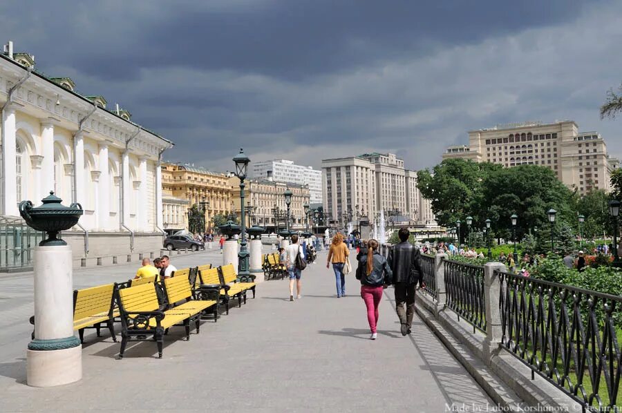 Манежная площадь александровский сад. Ул манежная. Манежная улица москва. Ул. Улица манежная 7.