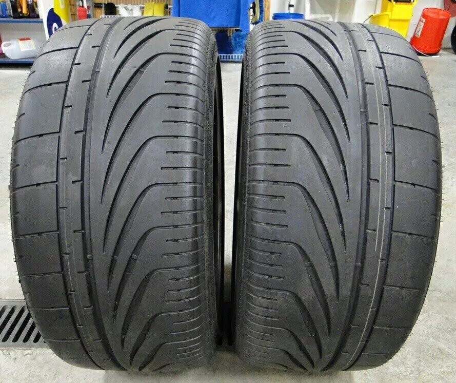 Симметричные направленные шины. Гудиер игл ф1. goodyear eagle f1 as-c. eagle f1 supercar 3r. шины goodyear ассиметричные.