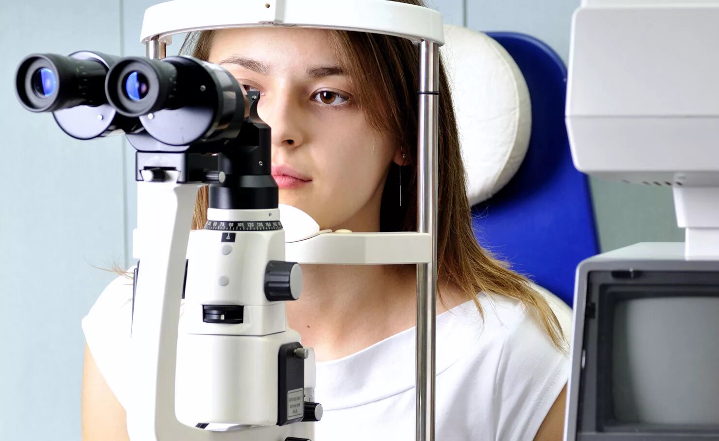 Амблиопия операция у взрослых. Несодружественное косоглазие. Что такое амблиопия глаза у детей фото. Роговичный астигматизм. Косоглазие и амблиопия.