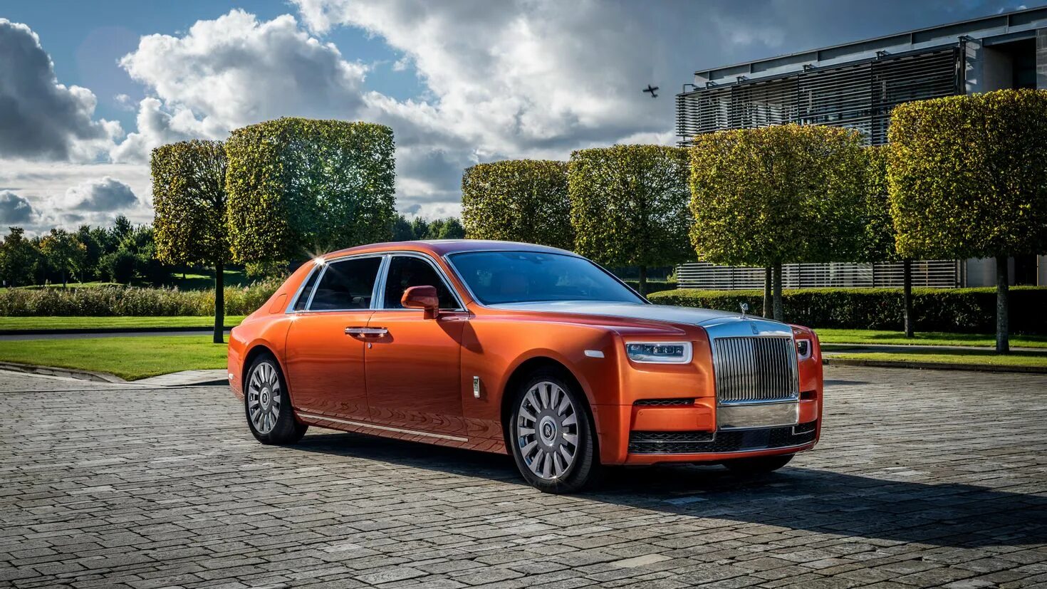 Новый rolls royce. Роллс Ройс 2022. Роллс Ройс 2021. Роллс Ройс Ghost 2021. Rolls Royce Ghost 2021.