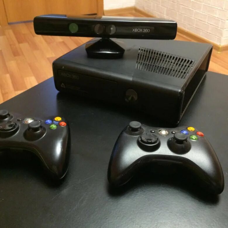 Xbox 360 Slim. Игровая приставка Xbox 360 250 GB. Xbox 360 2014. Xbox 360 Slim белый. Xbox 360 купить новый