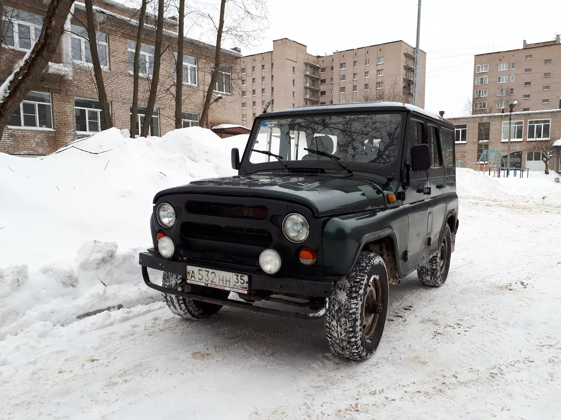 Хантер зимний. УАЗ-315195 «Хантер». УАЗ Хантер r16. УАЗ 315195. Зимняя резина на УАЗ Хантер 16.