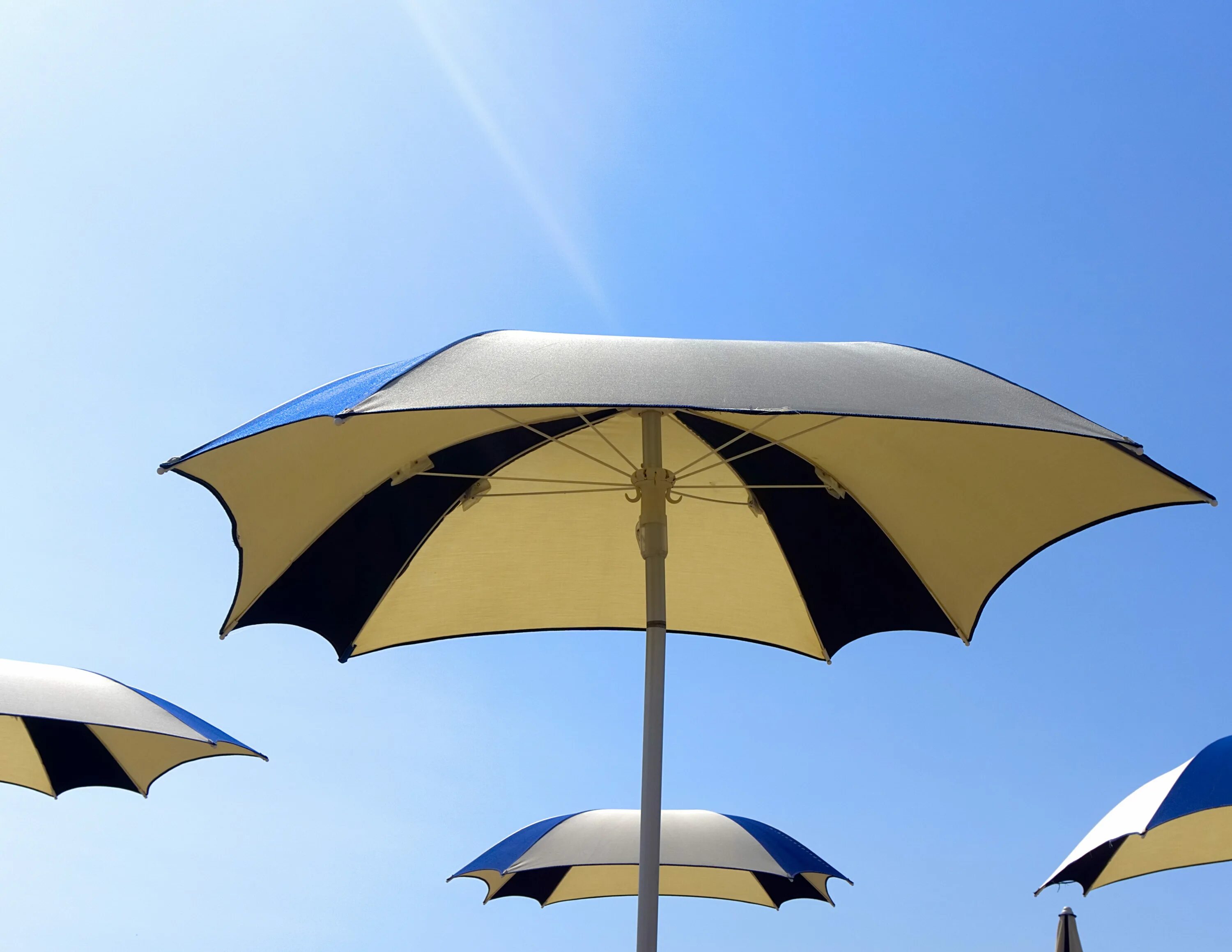 Sun umbrella
