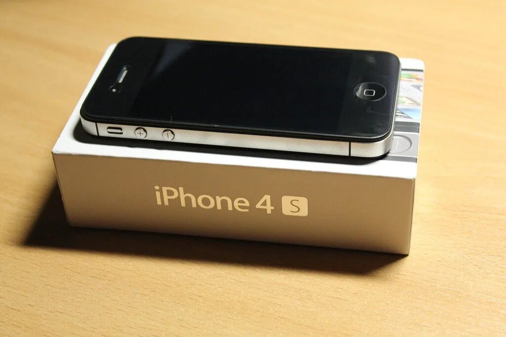 Айфон 4 g. Iphone 4s. Iphone 4s черный. Iphone 4s (2011). Айфон 4s 64 ГБ.