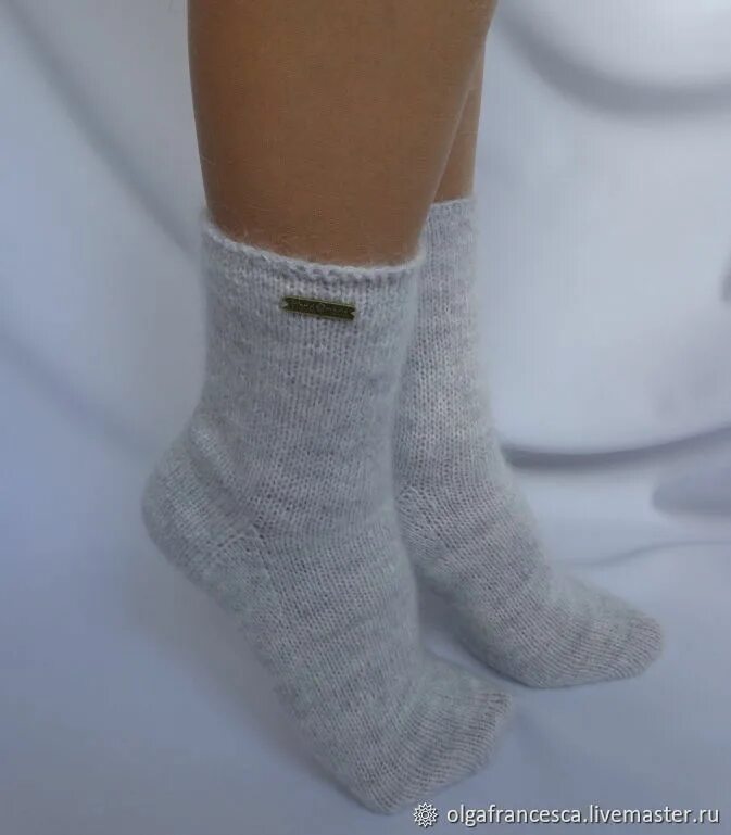 Носки шерсть тонкие. Носки шерстяные s011108/wh01. Белые шерстяные носки. Алеся витман носочки. Вязание спицами носки ольга (olgafrancesca).