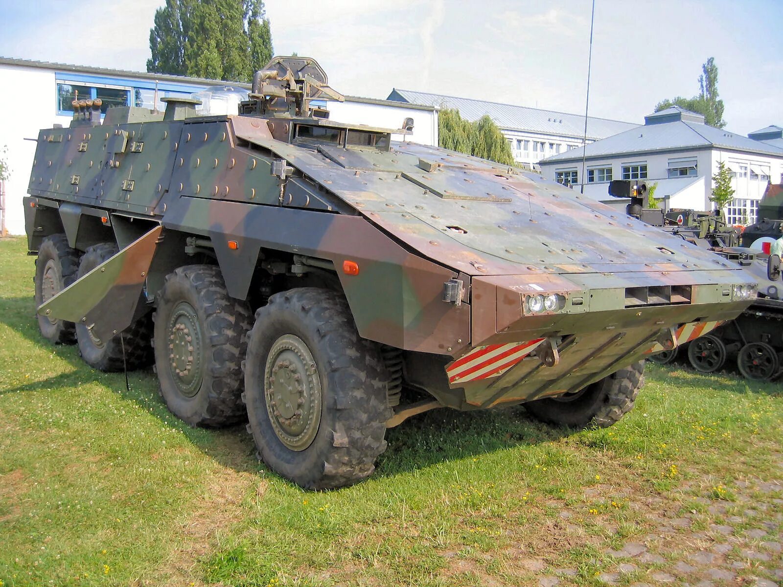 Бтр арс. Бтр kmw boxer. бтр бундесвера боксер. бтр gtk boxer 155мм. бронетранспортер boxer gtk.
