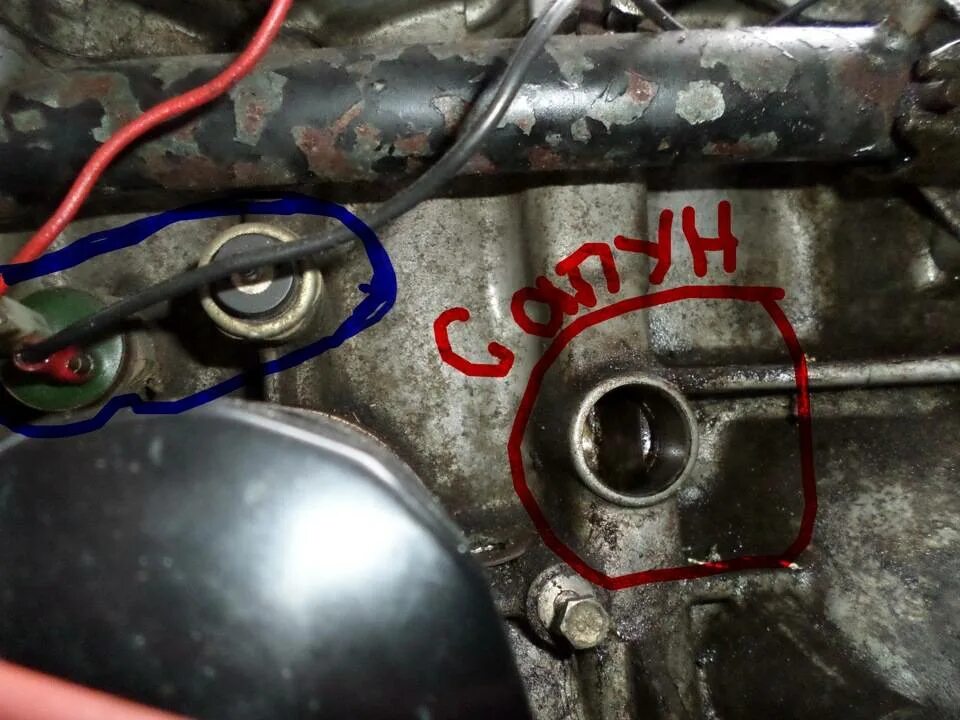 Сапун двигателя. Вентиляция картерных газов d15b. клапан сапуна d15b. двигатель z6 сапун. сапун 16к мотор.